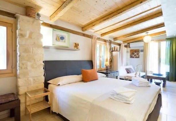 B&B Asparano Anita Open Space Ognina Holiday home